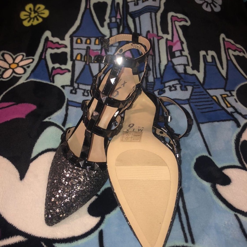 Caged sparkly black heel